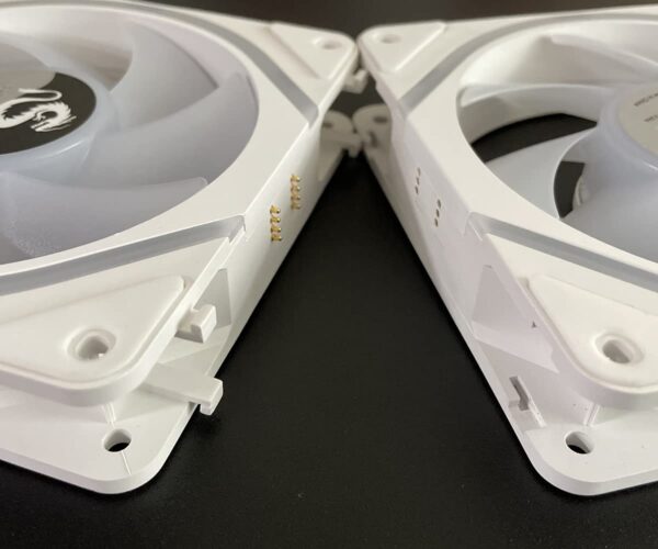 SaharaGaming P44M Mesh & Tempered Glass case is with 4 x Pirate Eye Modular 12cm Fans & Universal Fan hub (White Pirate Eye Fans) - Image 4