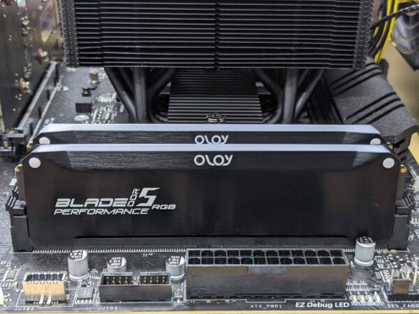 OLOy DDR5 RAM 32GB (2x16GB) Black Hairline Blade RGB 6400 MHz CL36 1.35V Gaming UDIMM for Intel (MD5U1664360IRKDA) - Image 4