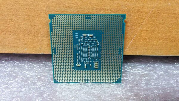 Intel SR2L8 Core i5-6500T LGA 1151 2.5GHz Desktop CPU (Renewed) - Image 2